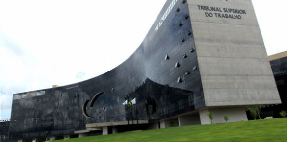 TST mantém multa de R$ 3 milhões contra banco Por Beatriz Olivon 