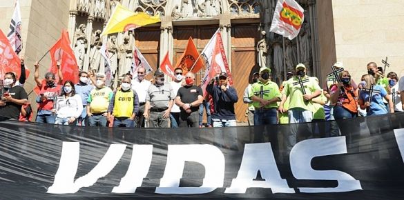 Trabalhadores cobram do governo medidas de proteção à vida, empregos e renda