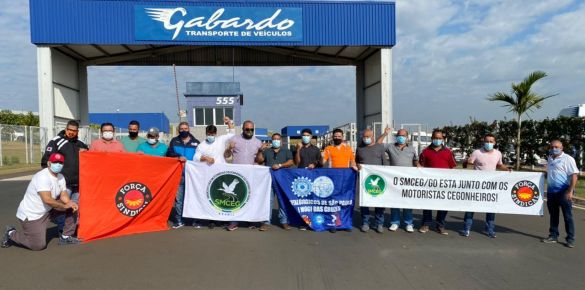 Cegonheiros protestam na Gabardo de Piracicaba