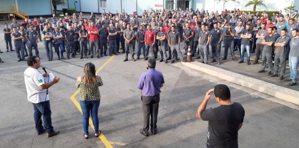 Sindicato garante 25% de aumento em PLR na Flexform, em Guarulhos