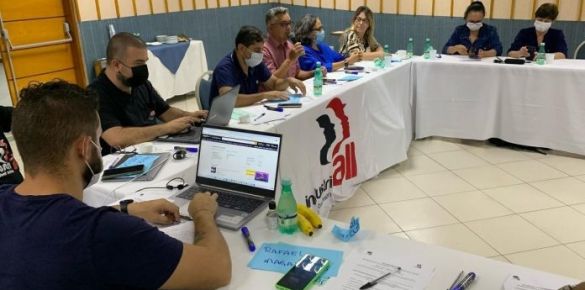 Químicos da Força participam de reunião do Projeto SASK para fortalecer sindicalismo para uma transição justa no Brasil