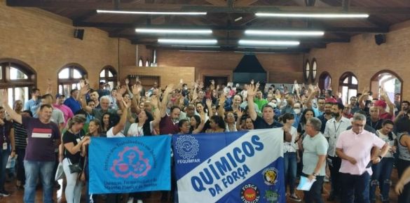 Farmacêuticos aprovam pauta de reivindicações da campanha salarial 2023