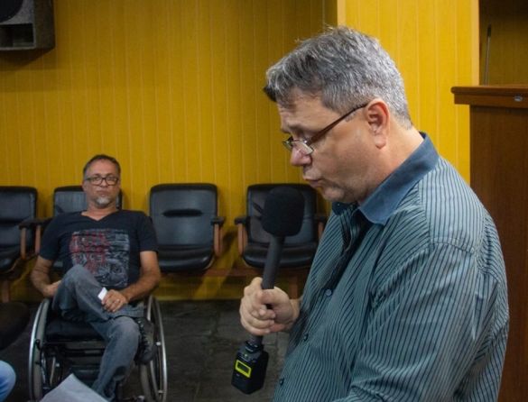 Na foto, o presidente do sindicato dos servidores estatutários municipais, Fábio Pimentel, preocupado com expansão do coronavírus