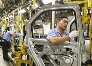 Em dois anos, setor industrial fecha mais de 200 mil postos de trabalho
