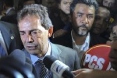 Brasília (DF): Deputados e senadores ainda negociam com governo reajuste para aposentados