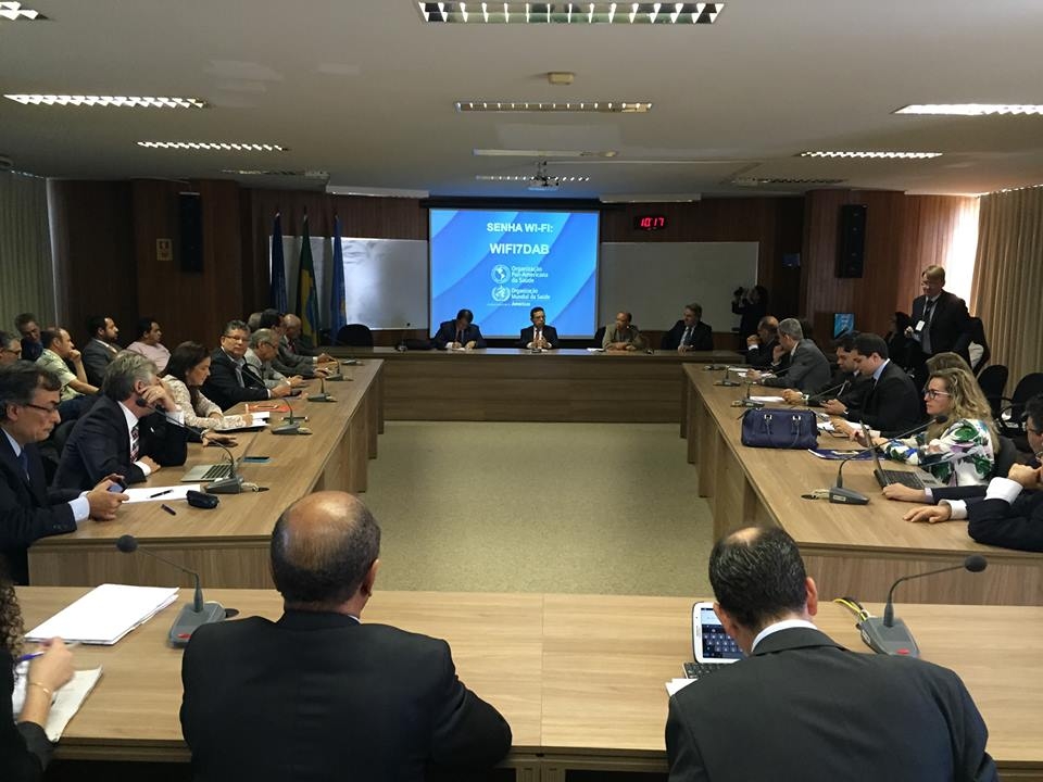 Reunião na OIT com participação de representantes da Central