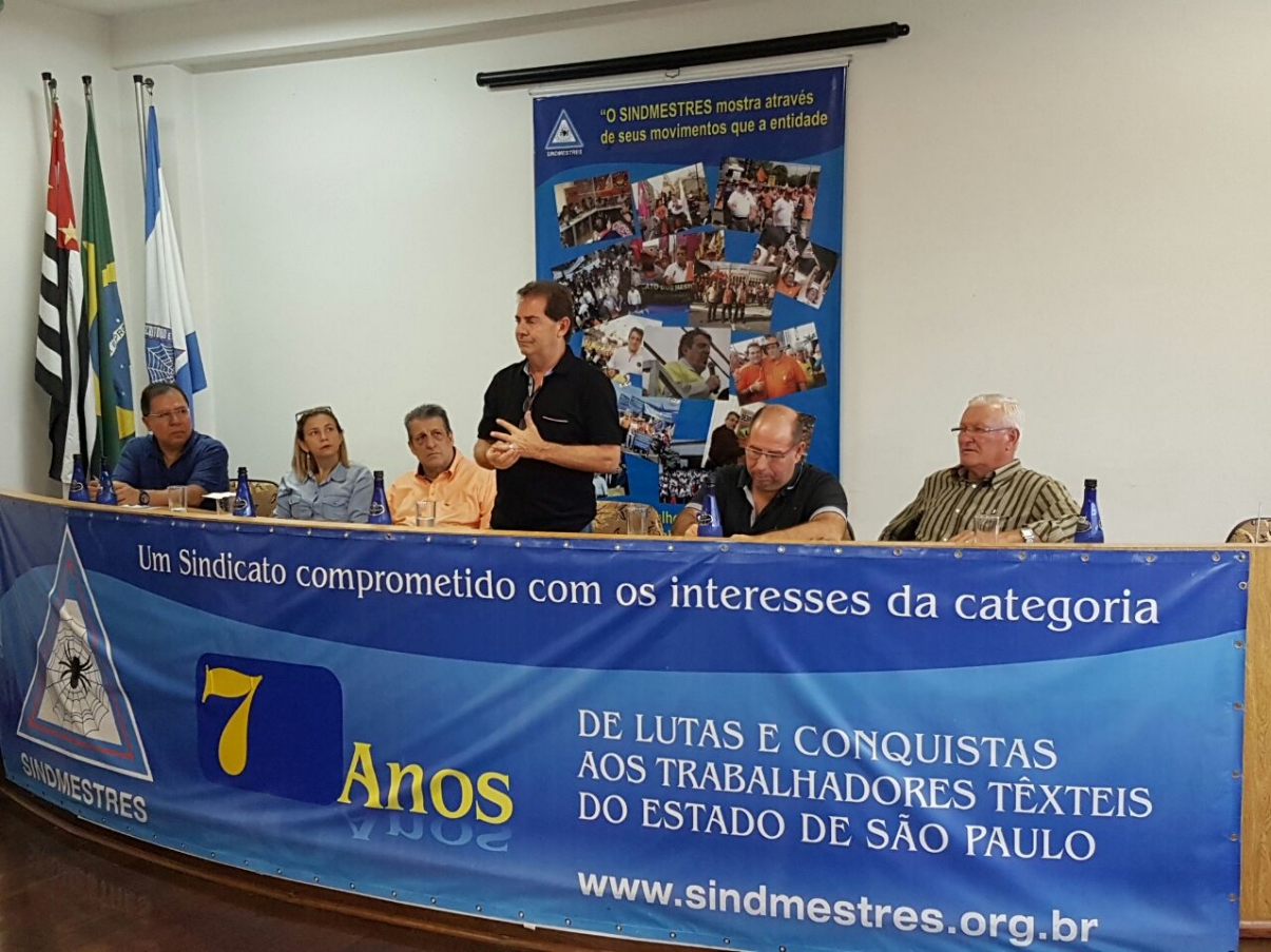 Paulinho da Força fala sobre política nacional e as propostas de reforma da Previdência e Trabalhista no SindMestres, em São Paulo