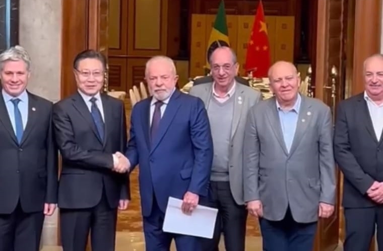 Encontro com dirigentes da Federação de Sindicatos da China
