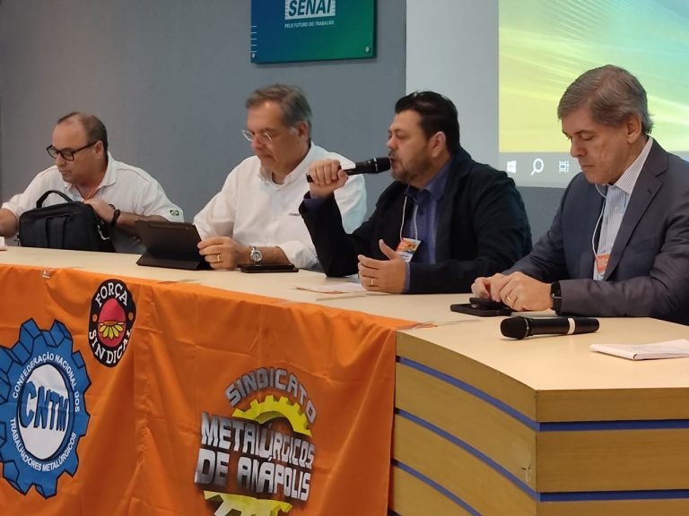 Seminário em Anápolis promove debate sobre descarbonização automotiva