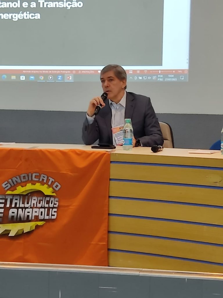 Seminário em Anápolis promove debate sobre descarbonização automotiva