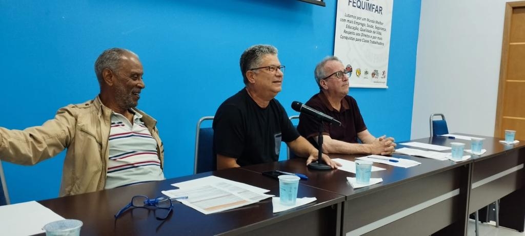 Químicos do Brasil debatem fortalecimento das negociações coletivas