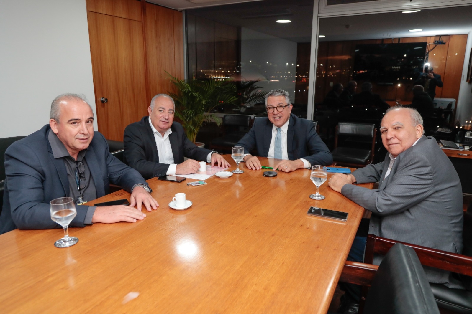 Sindicalistas se reúnem com Ministro Alexandre Padilha