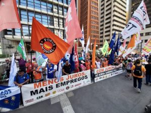 Centrais Sindicais farão ato contra juros altos nesta terça (18)