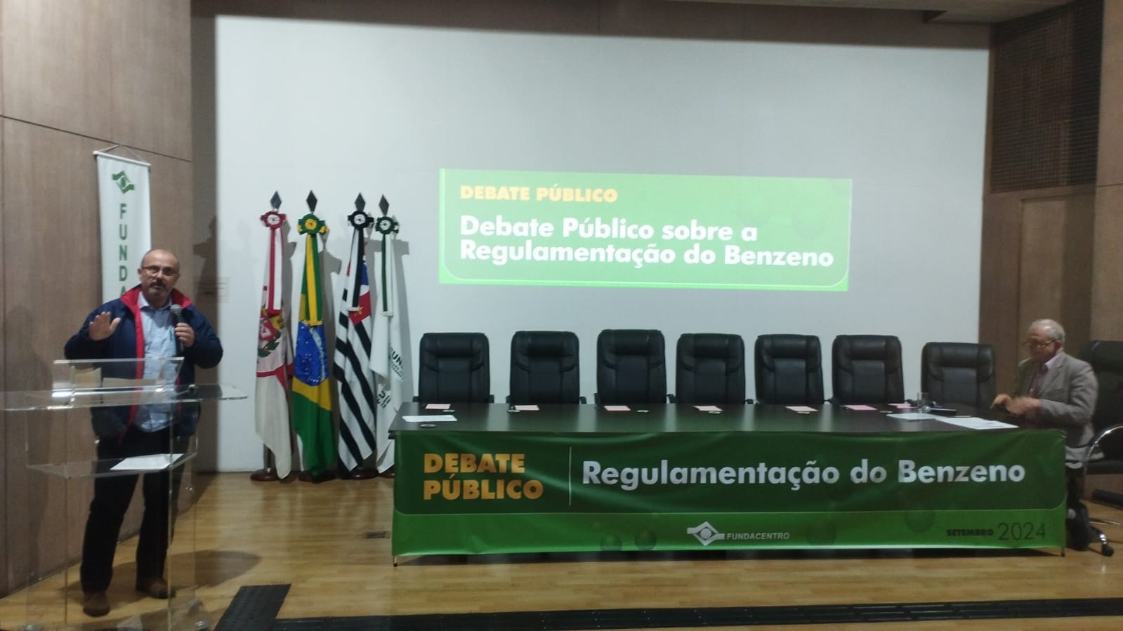 Secretário da Saúde e Segurança da Força participa de debate sobre benzeno