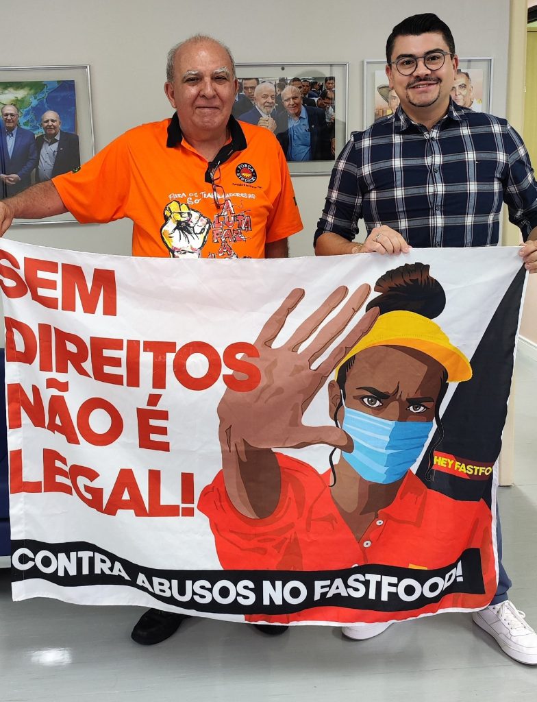 Representante da Campanha "Sem direitos não é Legal" reúne-se com presidente da Força