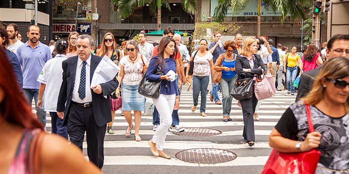 Taxa de desocupação vai a 6,5% no trimestre encerrado em janeiro