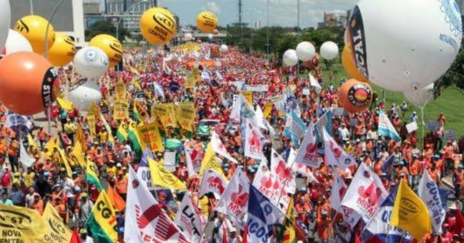 Defender a democracia é uma causa de todo o povo brasileiro