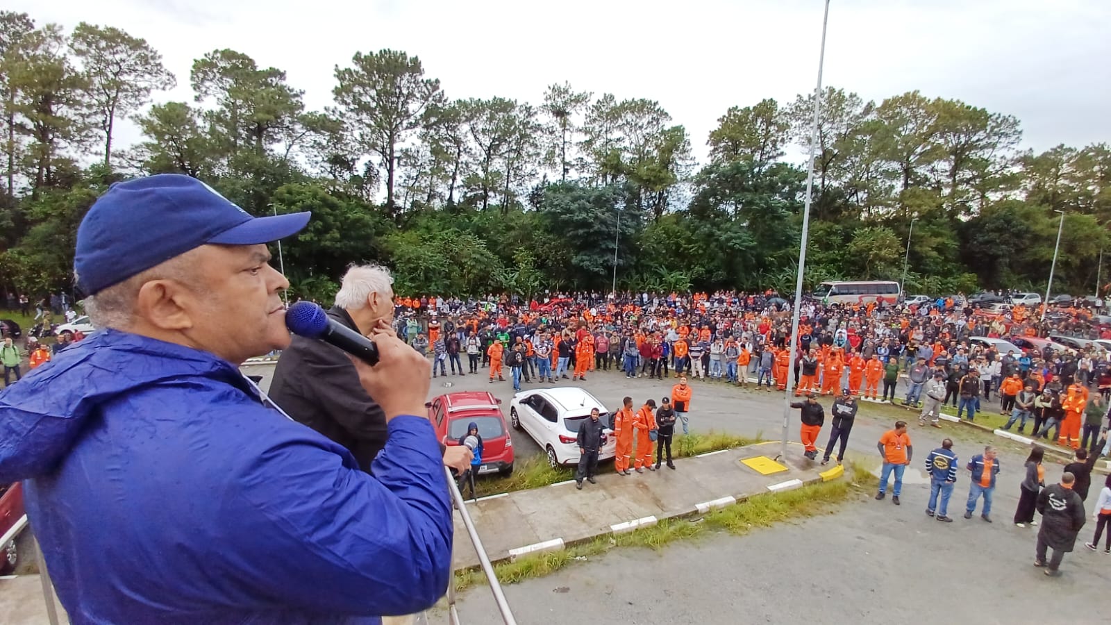 Terceirizados da RPBC e Transpetro suspendem greve