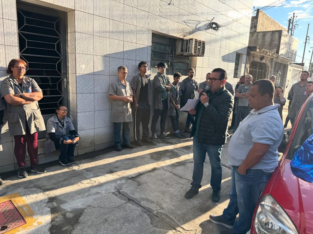 Metalúrgicos da empresa Olimpic mobilizados por direitos
