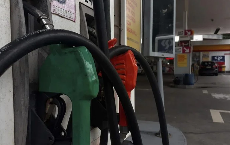 Posto de combustíveis no Rio é condenado por descumprir CCT