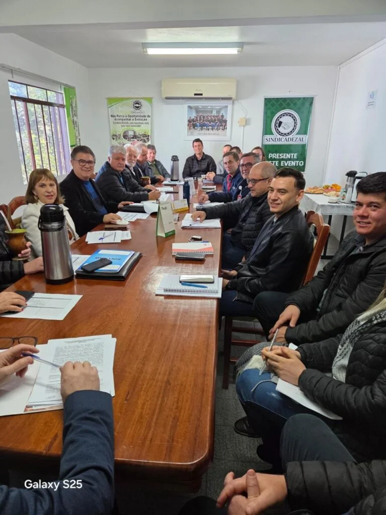 Trabalhadores da BRF em SC iniciam negociação com empresa