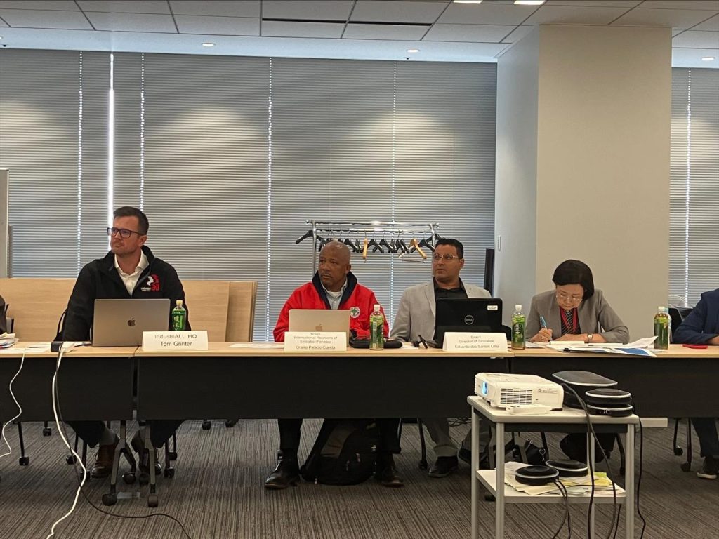 Comitê Mundial dos Trabalhadores da Red Bridgestone se reúne no Japão