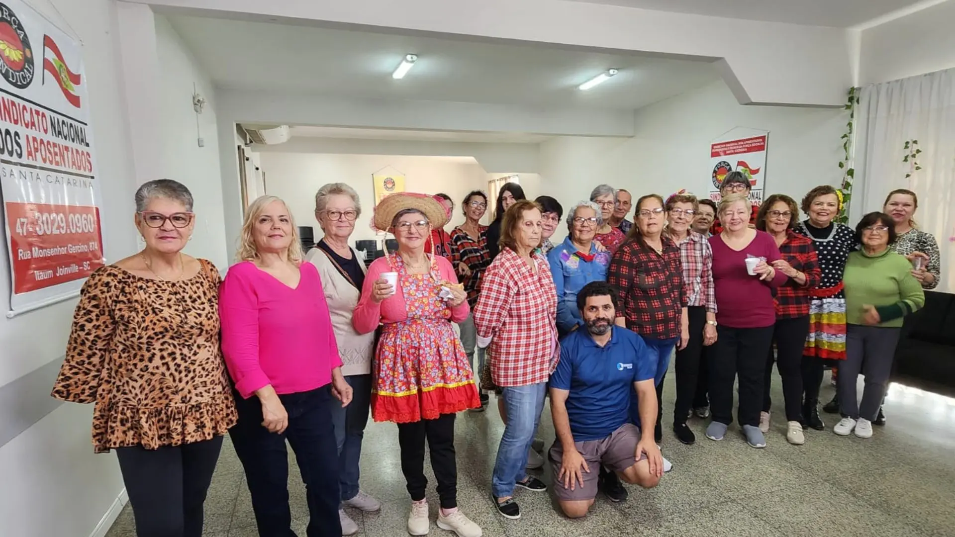 Alunos do Movimenta Joinville organizam festa julina no Sindnapi-SC