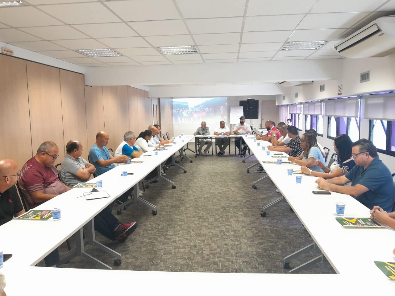 Força SP reúne lideranças de Osasco e prepara mobilização para 7 de setembro