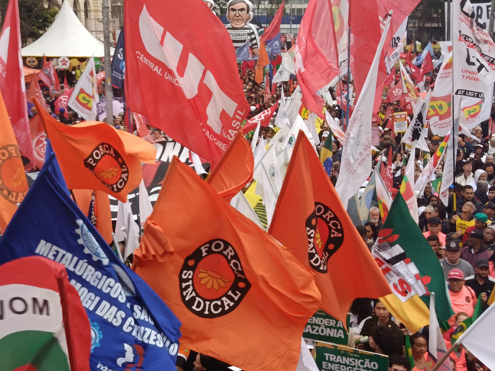 Centrais e movimentos sociais realizam atos pela soberania e direitos trabalhistas