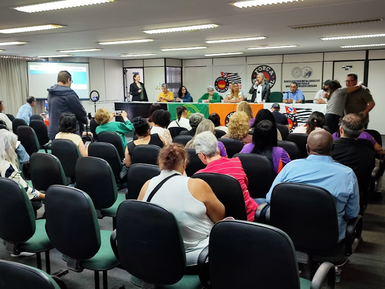 Encontro fortalece servidoras no enfrentamento à violência de gênero