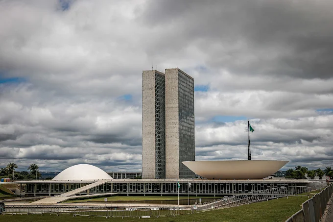Centrais e Paulinho da Força se reúnem nesta terça (30), em Brasília