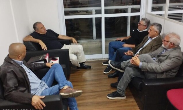 Sindicalistas defendem sustentabilidade e empregos na indústria química
