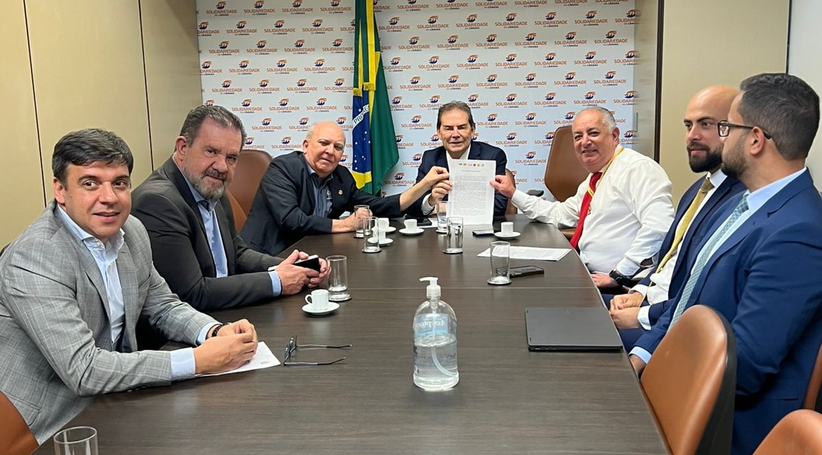 Centrais reforçam pauta trabalhista em reunião com Paulinho da Força