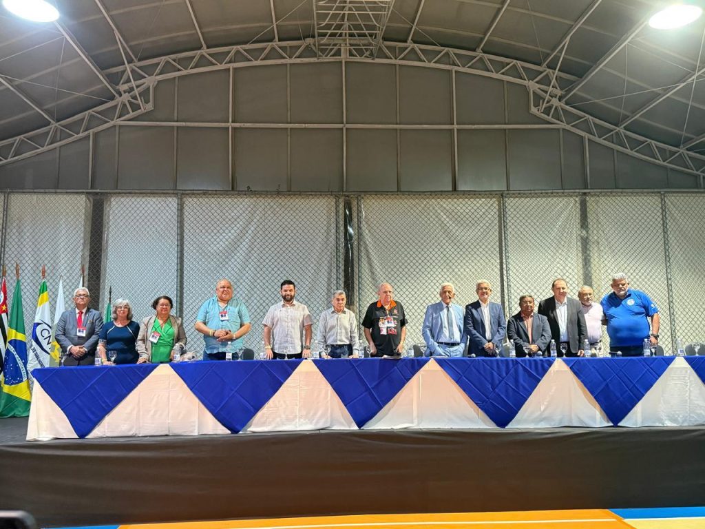 Senalba SP aprova pauta de reivindicações em congresso histórico