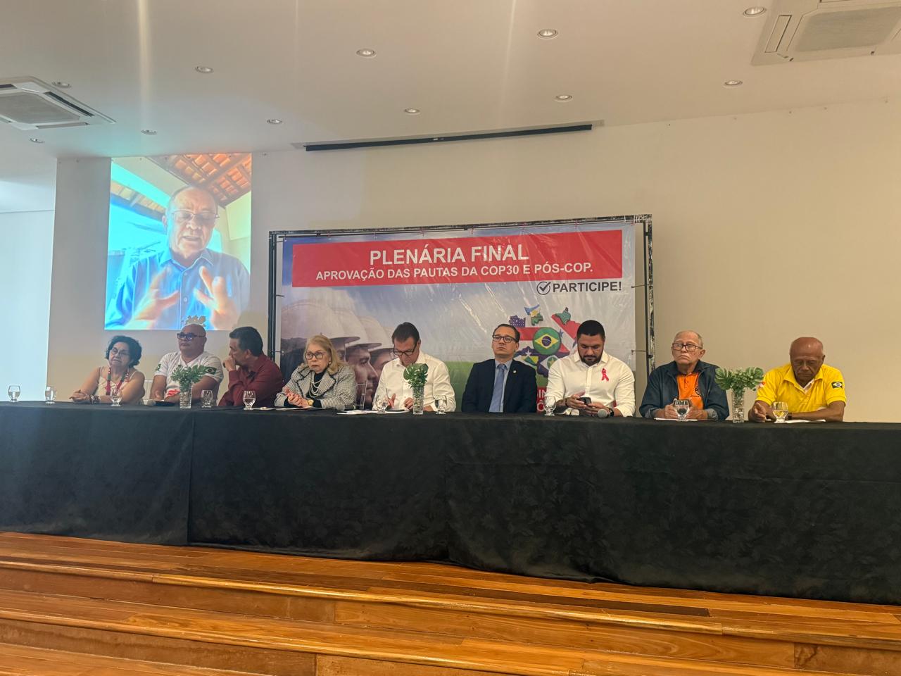Trabalhadores definem pautas rumo à COP30 em Belém