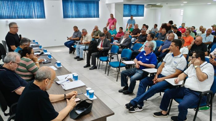 Reunião da FEQUIMFAR define desafios e prioridades para 2026