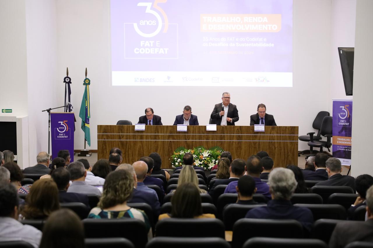 Carta alerta riscos ao FAT e cobra medidas urgentes