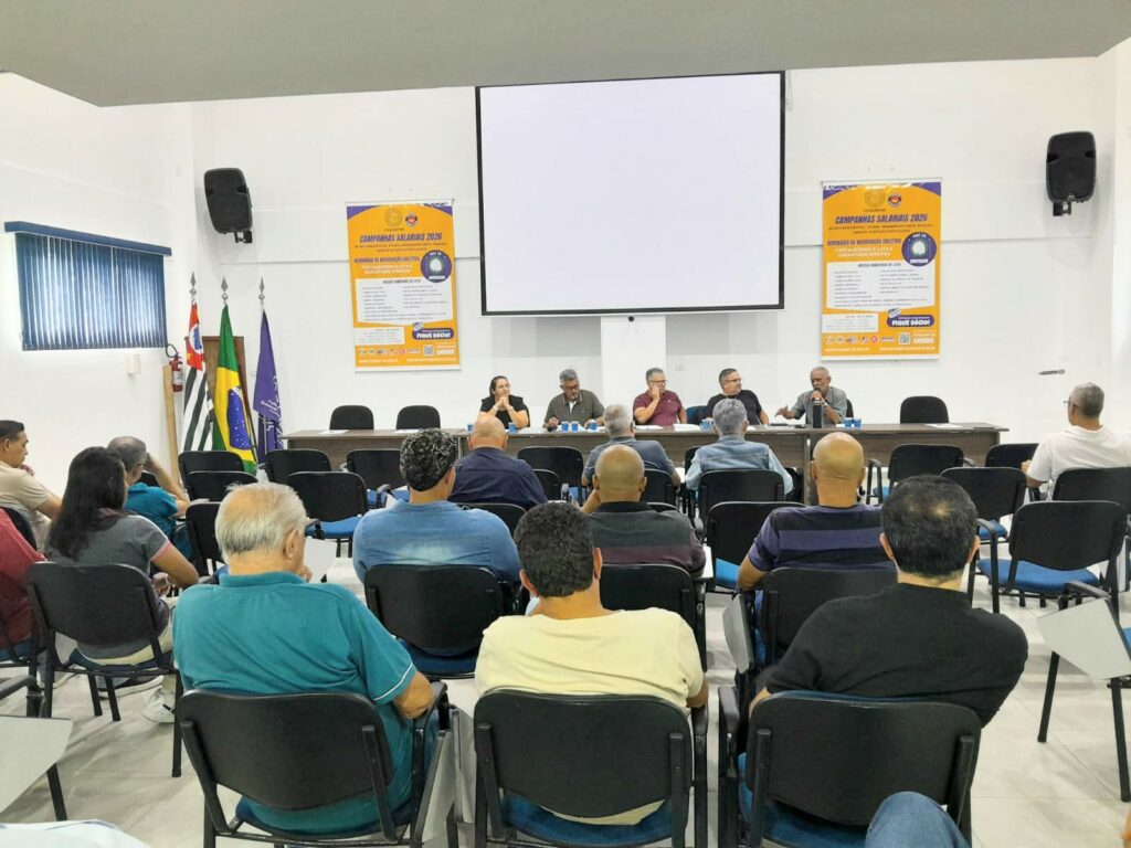 Seminário farmacêutico abre negociações coletivas de 2026