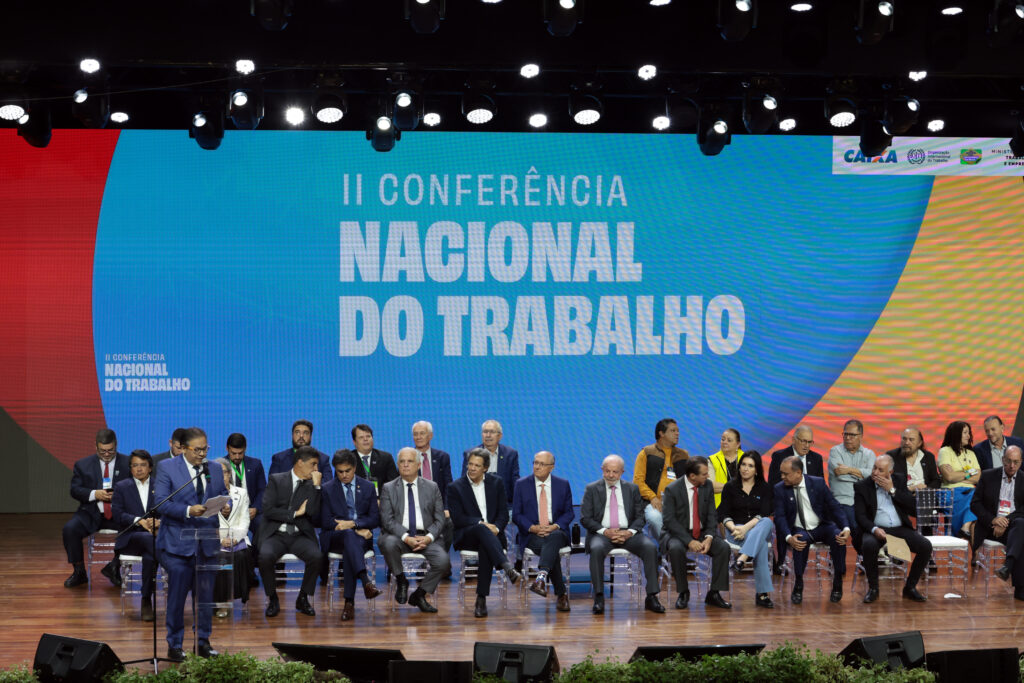 Marinho defende diálogo na abertura da II Conferência do Trabalho