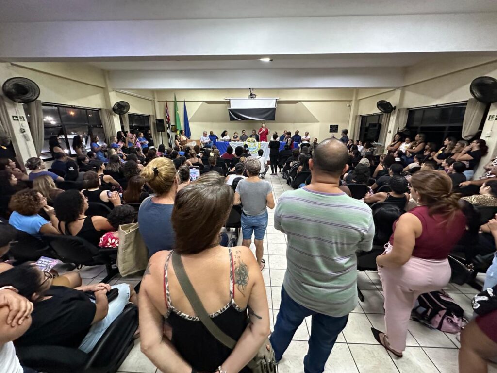 Guarujá avança no reconhecimento de professoras infantis