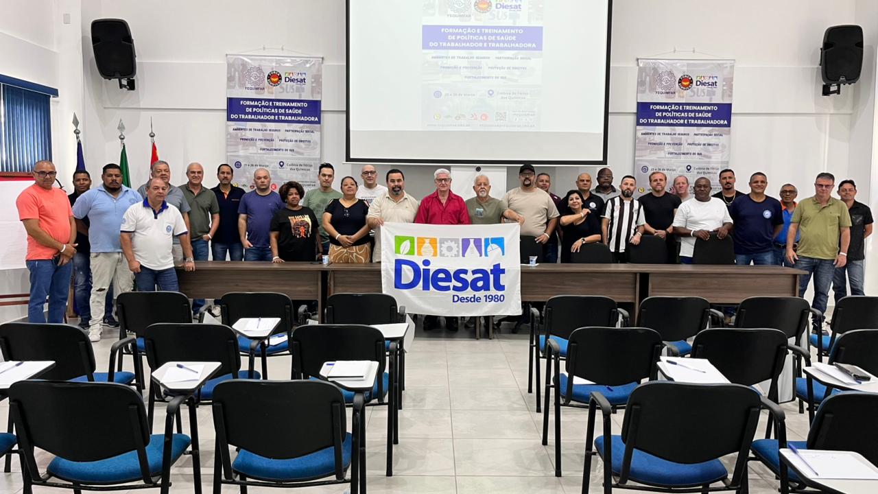 FEQUIMFAR e DIESAT promovem formação em Praia Grande
