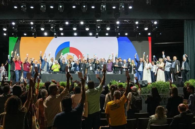 II CNT encerra com propostas para o mercado de trabalho