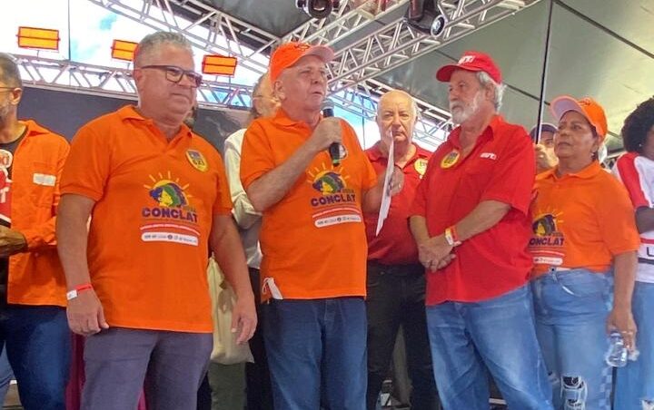 Miguel Torres destaca unidade em ato em Brasília