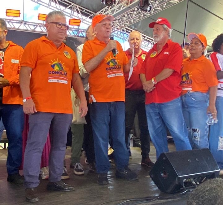 Miguel Torres destaca unidade em ato em Brasília