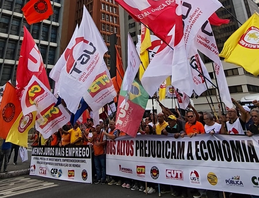 Centrais fazem ato contra juros altos na Paulista