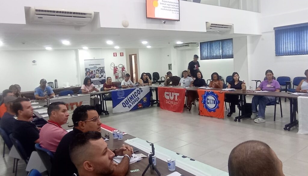 Trabalhadores da Indústria debatem reestruturação e ação sindical no Sudeste