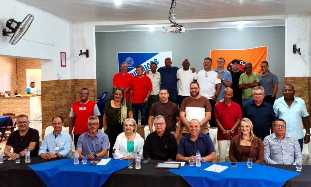 Diretoria dos Químicos de Lorena toma posse para novo mandato