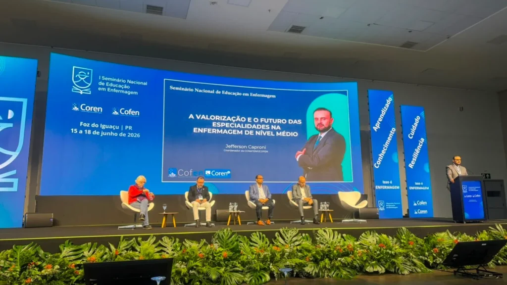 Enfermagem fortalece formação e valoriza técnicos