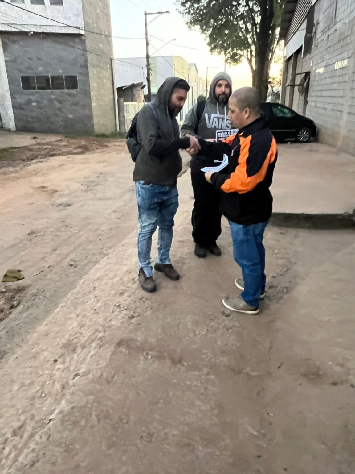 Tatu na CARNEIRO