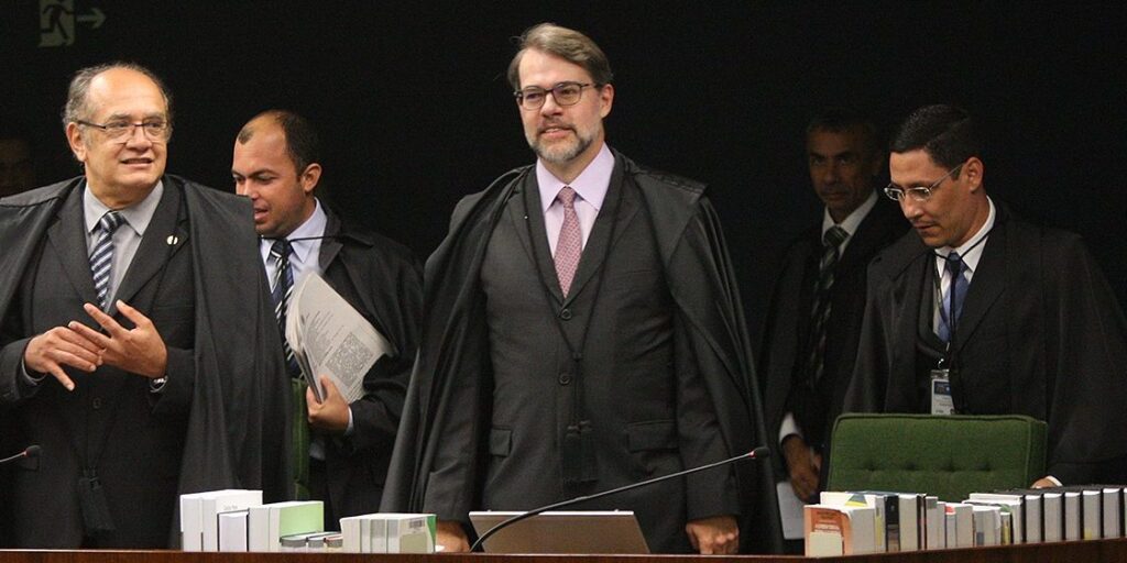 Decisão do STF limita avanço das folgas aos domingos